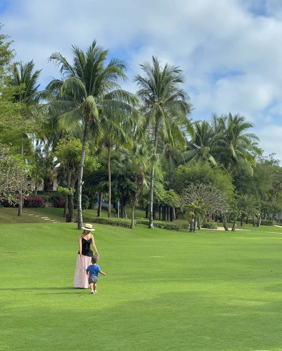 paul1386's tweet photo. Join our community park clean-up this Saturday 9AM! Bring gloves u0026 water—fresh air + neighbors = perfect morning. See you there! https://t.co/TMi3cvTb22