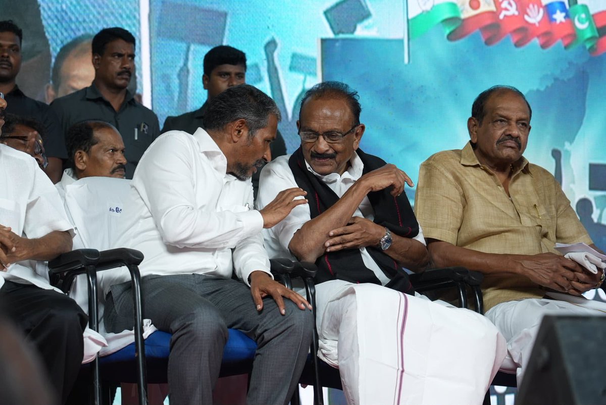 VanniTamizhVCK's tweet photo. நீட்டுக்கு எதிரான போராட்ட களத்தில்..

இன்று (25.07.26) காங்கிரஸ் பேரியக்கம் சென்னை தியாகராயநகர் முத்துரங்கம் சாலையில் ஒருங்கிணைத்த நீட்டுக்கு எதிரான கண்டன பொதுக்கூட்டத்தில் விடுதலைச் சிறுத்தைகள் சார்பில் பங்கேற்று முழங்கினோம்.

@thirumaofficial https://t.co/LEpjH5XbcL