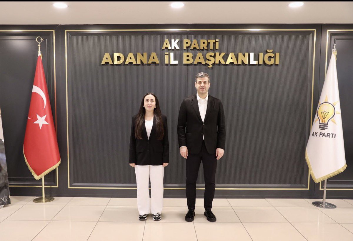 avmustafaozkan's tweet photo. MKYK Üyemiz, Genel Merkez Kültür ve Sanat Politikaları Başkan Yardımcımız Sn. @ftmyurduseven’e ziyaretleri için teşekkür ediyorum.

@omerrcelik @abuyukgumus @yahyacelik_ @ozmehmetemin https://t.co/Xo5uKcKhRd
