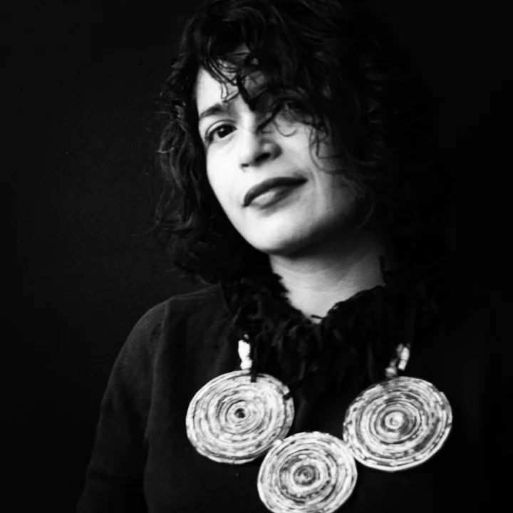 HistoriasAl_SV's tweet photo. 25/07/2026. Fallece Krisma Mancía. Profesora en Letras, escritora, gestora cultural con estudios en teatro en la Escuela Arte del Actor. Primera Directora de la Casa de la Cultura de la Mujer en Ciudad Mujer. Coordinadora de los premios literarios de los Juegos Florales. https://t.co/x3fBfcLzAC