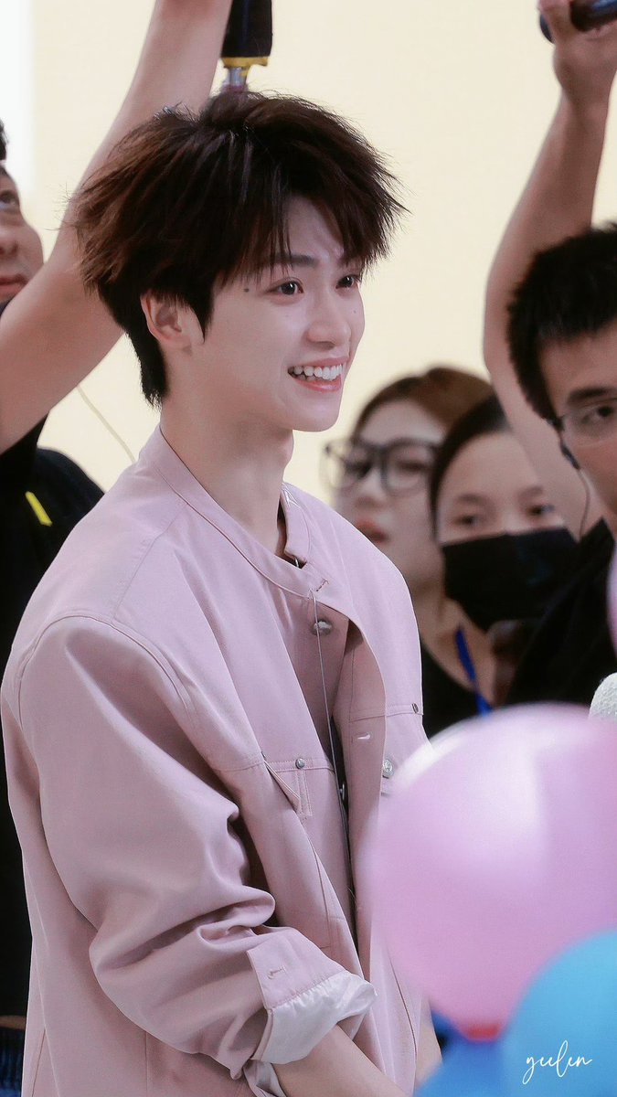 RedStringz99's tweet photo. #Ziyu 

Cr:logo https://t.co/Af8DklNndX
