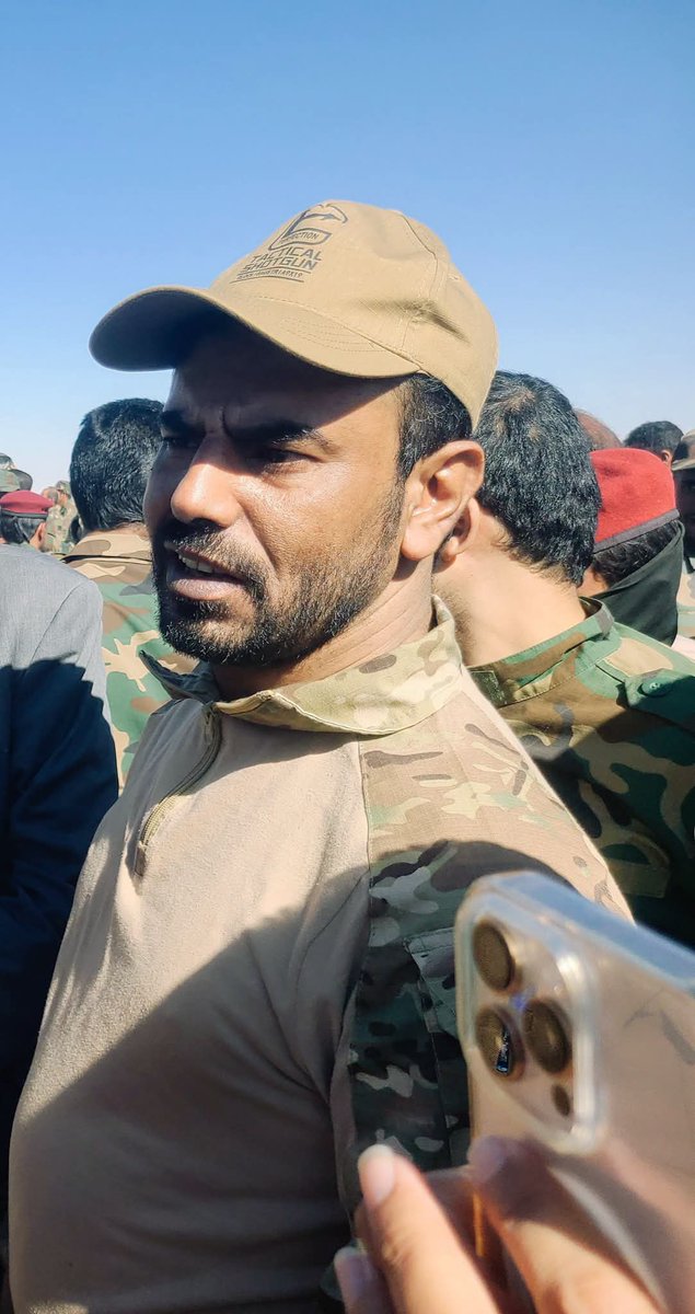 sultannagi1's tweet photo. الف تحية للهامات الجنوبية 
العميد الركن وجدي باعوم الخليفي 
العميد اصيل بن رشيد
القائدان الذي رفض جميع العروض 
وقالها بصوت الكبير الجنوب ليس للبيع 
وسنبقى مع والى جانب سيادة الرئيس القائد عيدروس الزُبيدي - Aidroos Alzubidi https://t.co/LmbDiQqwGL