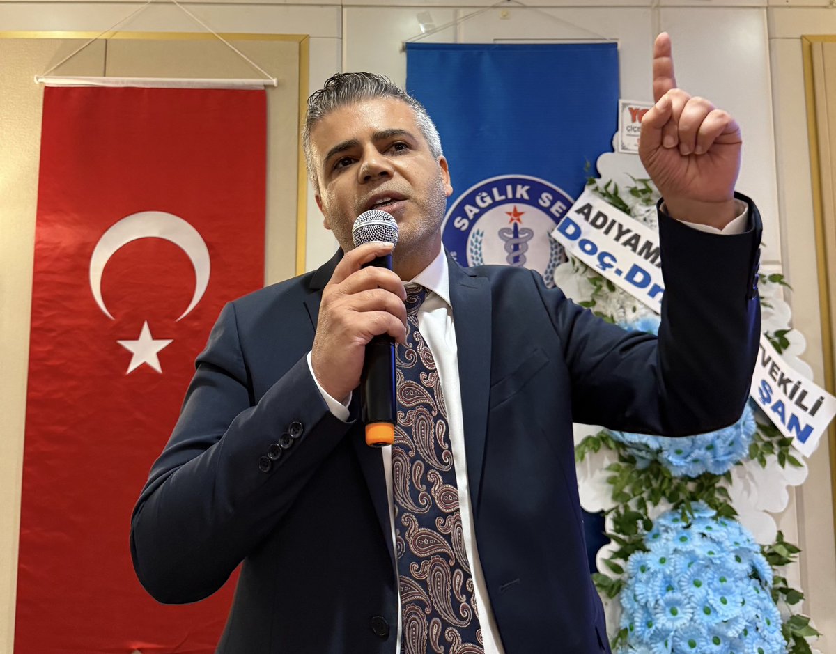 yasinbarutcu02's tweet photo. 📍Adıyaman 

Bugün, memleketim Adıyaman’da Sağlık-Sen #Adıyaman Şubemizin 7. Olağan Genel Kurulu’na katılmanın mutluluğunu yaşadım.

Genel Kurul sonucunda Şube Başkanlığı görevine seçilen Yakub Çelik kardeşimi ve birlikte göreve layık görülen yönetim kurulu üyelerimizi gönülden tebrik ediyor, yeni görevlerinde üstün başarılar diliyorum.

Bugüne kadar büyük bir emek, fedakârlık ve özveriyle görev yapan, bayrağı bugün yeni yönetime devreden kıymetli yönetim kurulu üyelerimize sendikamıza sundukları değerli hizmetlerden dolayı teşekkür ediyorum. Sendikal mücadelemizde verilen her emek bizim için kıymetlidir.

İnanıyorum ki birlik, beraberlik ve kardeşlik ruhuyla Sağlık-Sen Adıyaman Şubemiz, üyelerimizin hak ve menfaatlerini koruma noktasında aynı kararlılıkla yoluna devam edecektir.

7.Olağan Genel Kurulumuzun teşkilatımıza, üyelerimize, Adıyaman’ımıza ve camiamıza hayırlı olmasını diliyor; yeni yönetime başarılar temenni ediyorum.