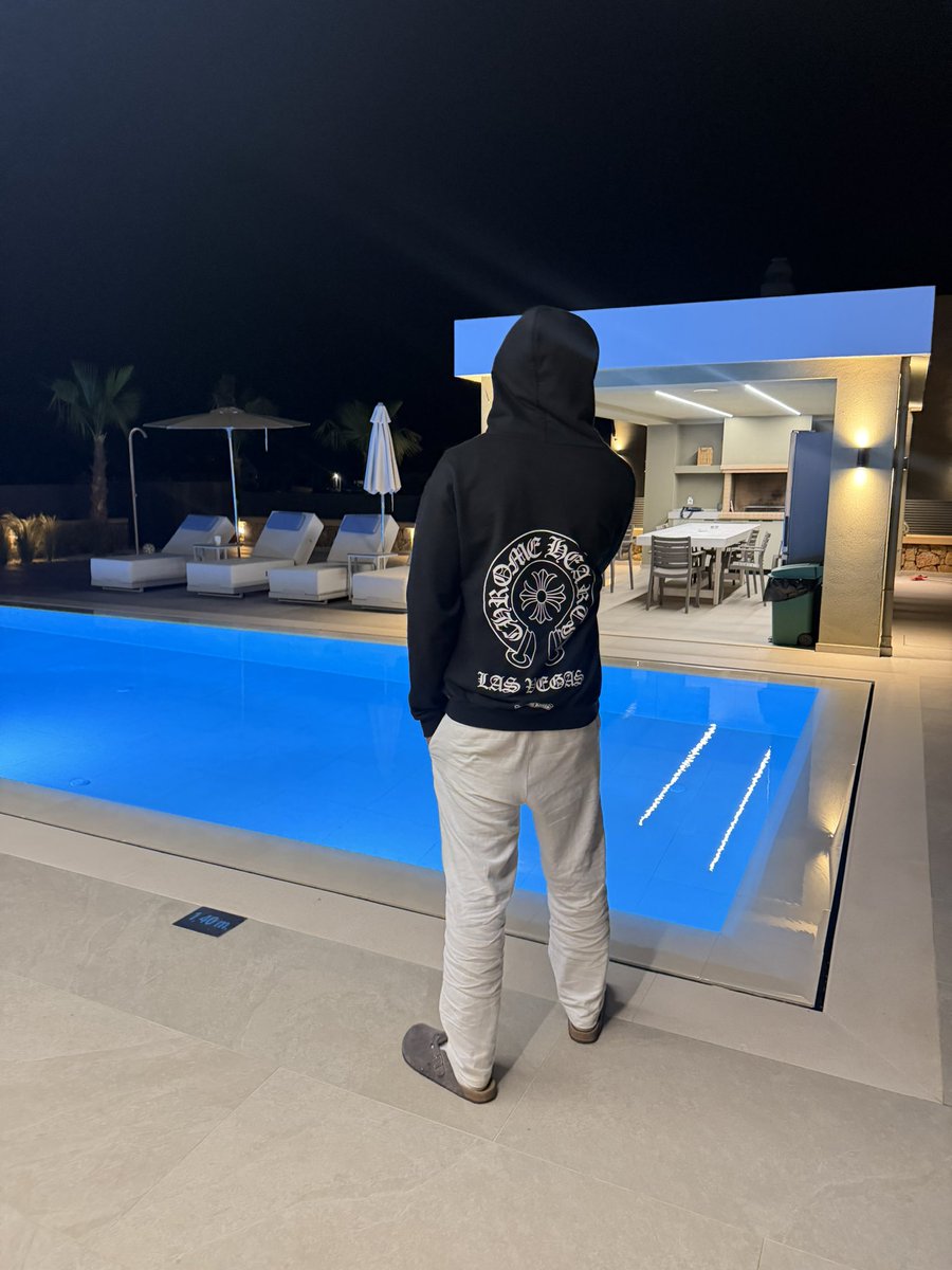 teyjarn's tweet photo. Greece files - @teyjarnn on IG https://t.co/R2ftLymJbE