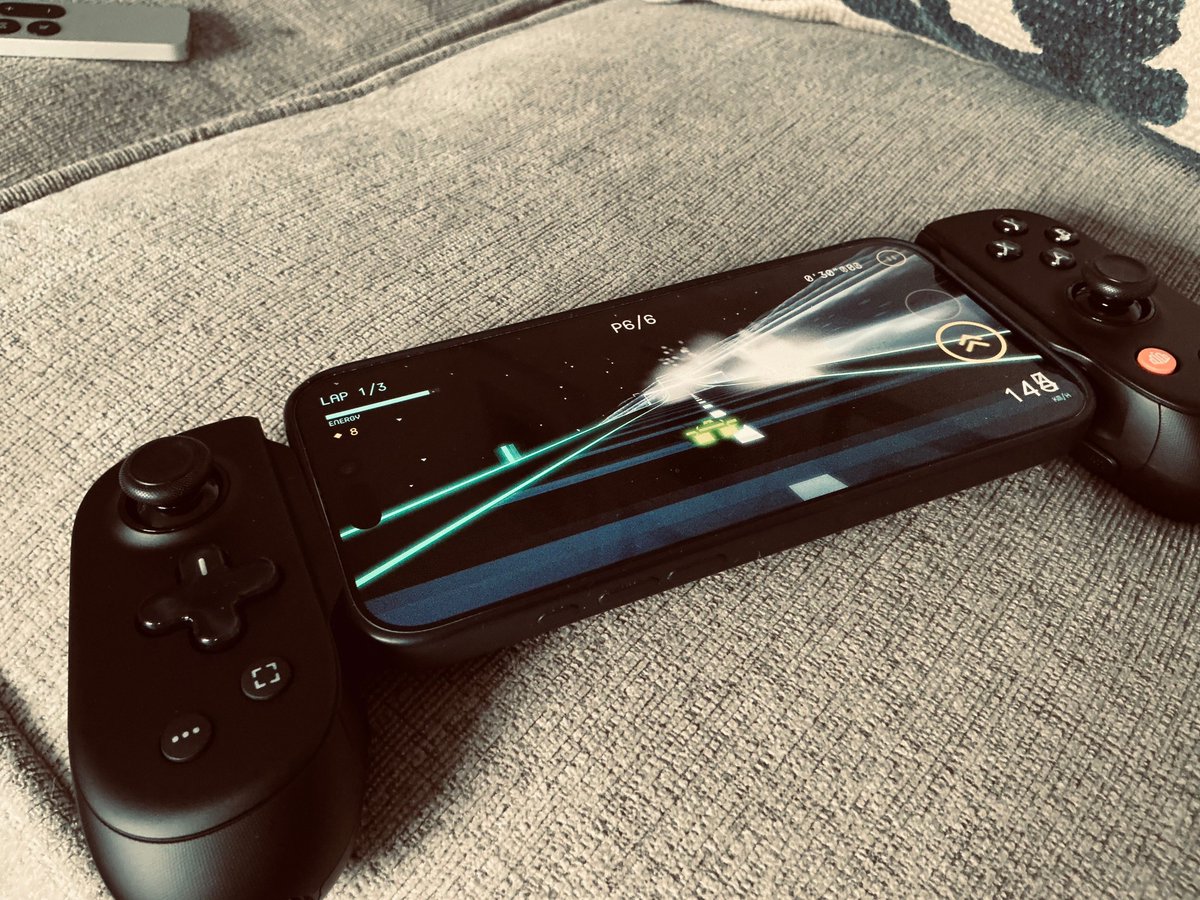 crabpolygons's tweet photo. It’s a lot of fun on controller. Found a couple of menus where it goes in a weird order so will fix them, but otherwise looking good! https://t.co/HHy1GVgs1f