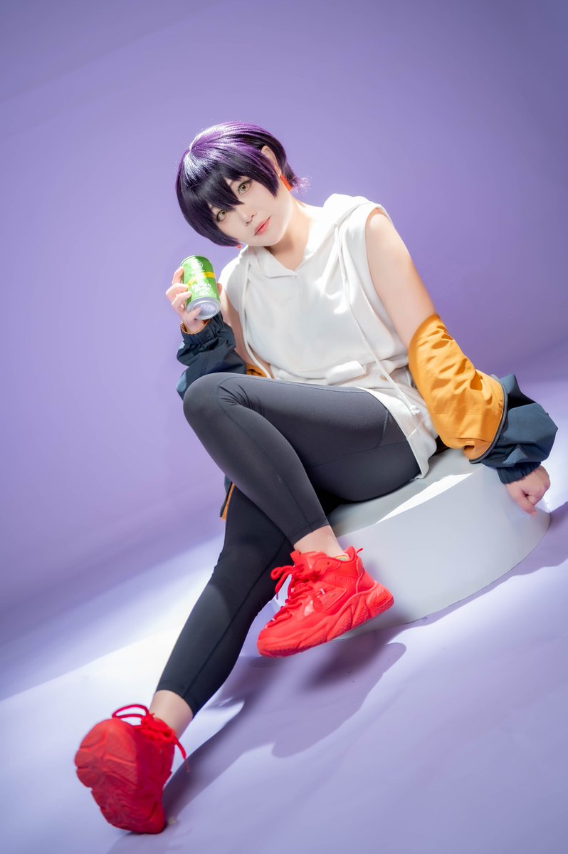 yoneko0131's tweet photo. ⚠︎︎コスプレ
上伊那ぼたん、酔へる姿は百合の花｜張景嵐
#上伊那ぼたん https://t.co/IEP35mUSrU