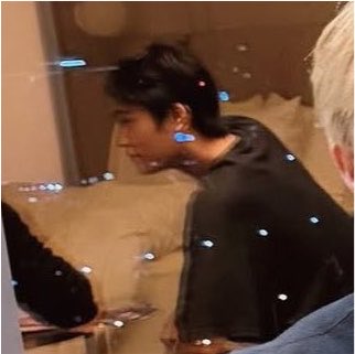 fourthcil's tweet photo. bibii… your bok is so in love with u https://t.co/hDNQ51QUBe