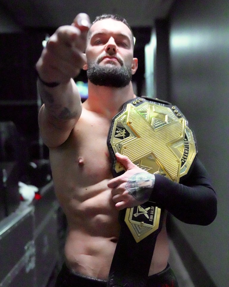 brassaboutface's tweet photo. @goldenbalor Finn Balor is older now, and old people are generally fatter and weigh more. So having big fat old Finn land on you is probably more devastating than when he looked like this: https://t.co/Ep96IUEo96