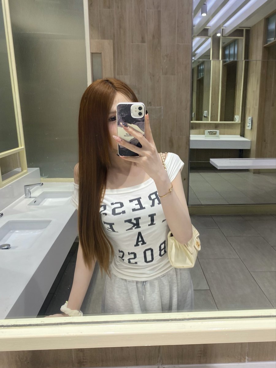 lioliol6's tweet photo. เหงาา มากินงูให้หน่อยสิ #สาวเสียบ #วงศ์สว่าง #บางซื่อ #พระราม7 https://t.co/KVp0USPGn7