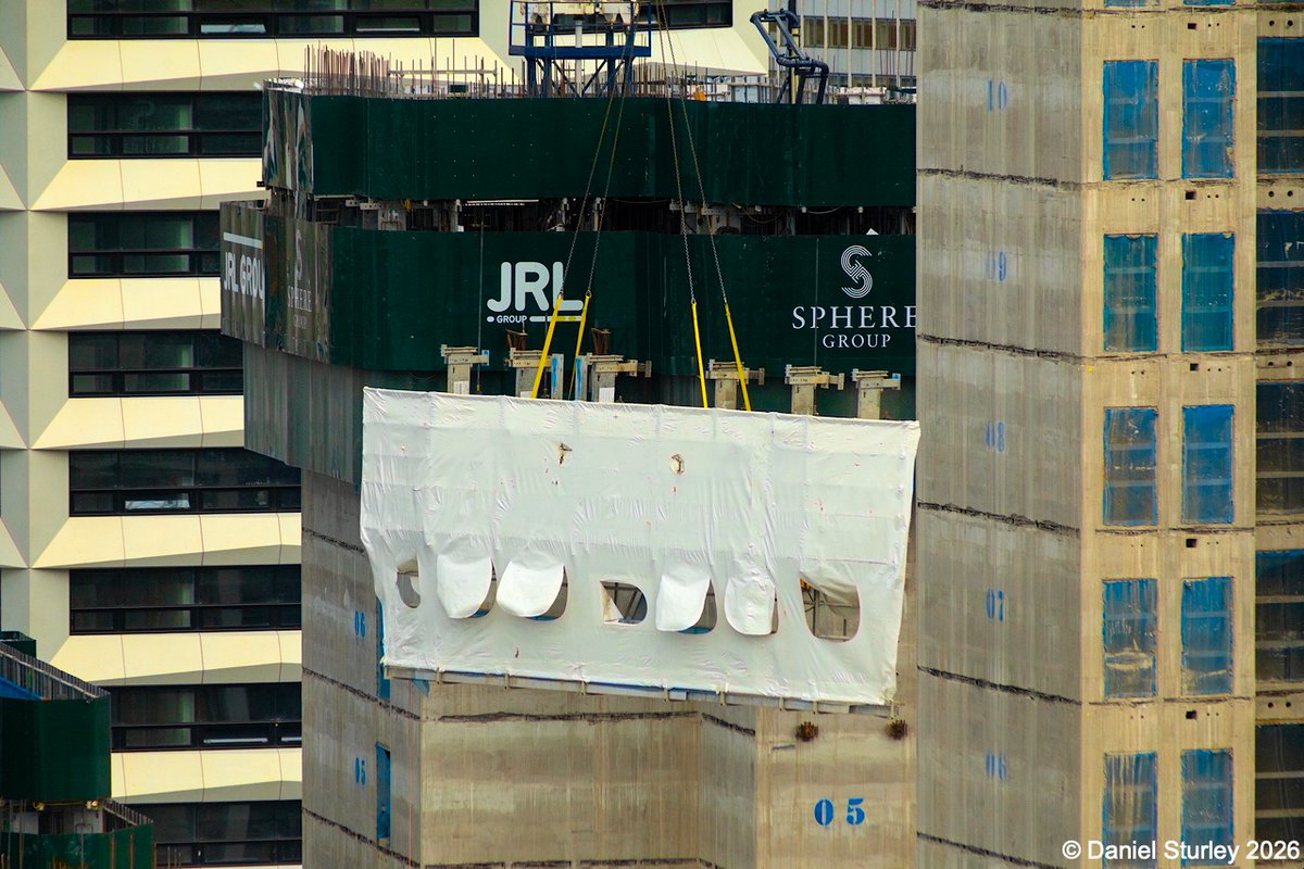 Daniel_Sturley's tweet photo. #Birmingham UK, a key stage at the #construction of the Edition #development, the final piece of slip-form is removed from the lower tower core 😎 

See more photos here:
https://t.co/mvzKBd7fFa https://t.co/LqXoo9PdIZ