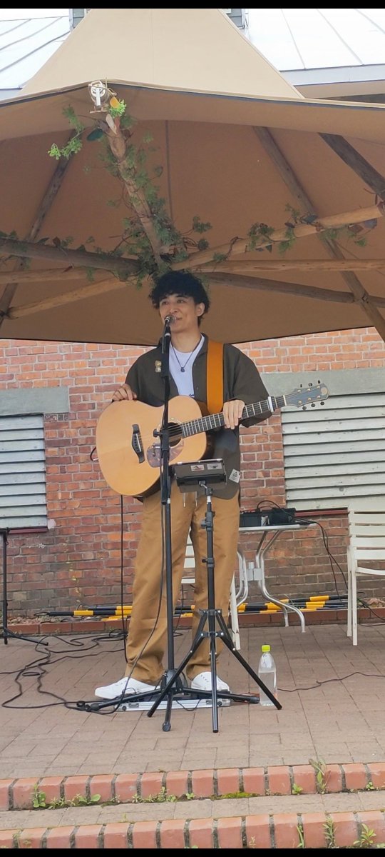 ranccn's tweet photo. 建築好きにはたまらないかっこ良さの、EBRI✩無事に開催🙌✩

今日もベスタさんはとっても素敵でした💘
聴けたら嬉しいな、と思っていたオリーブが聴けて、最高にきゅん💘してました😍��

初秋？夏はいずこ？な肌寒さだったけど、美味しいのに大好きな人に、楽しかったです😆💘
風邪ひきませんよーに！ https://t.co/Q0rBfT2D4P