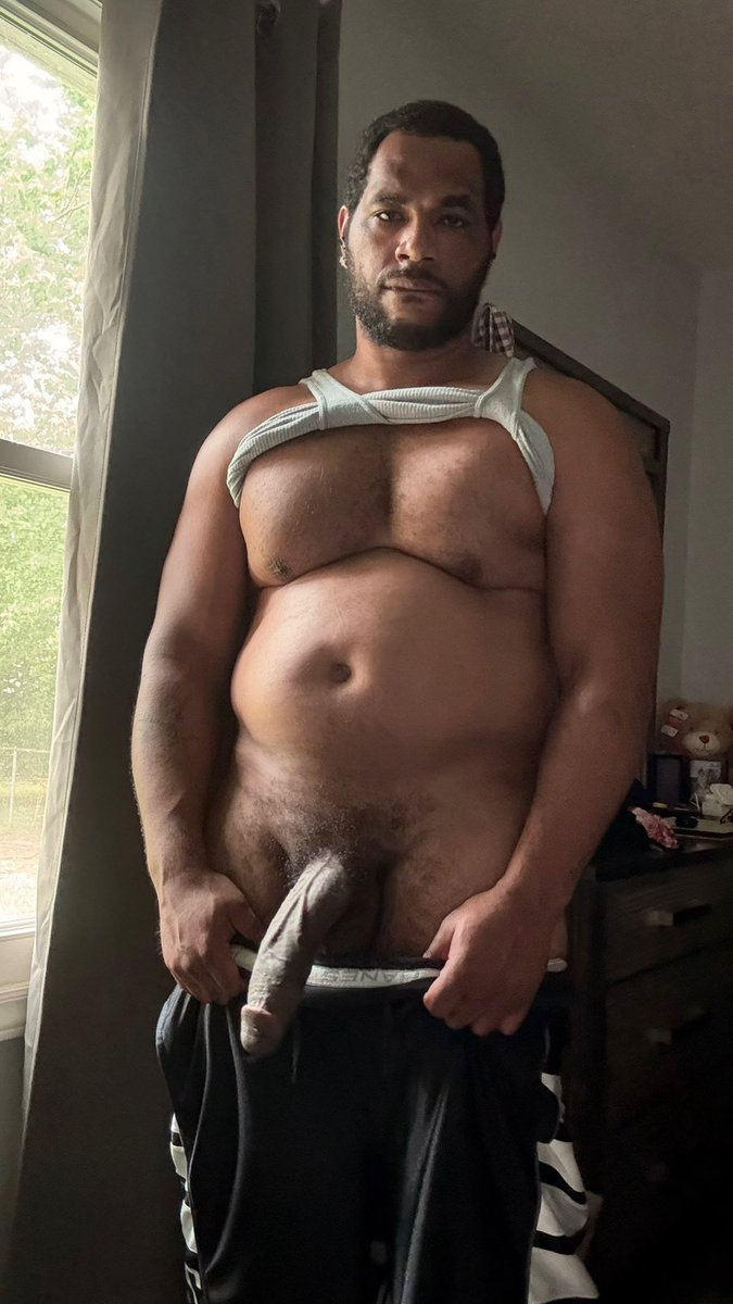 BBCEmpiree's tweet photo. Repost if you love Thick men with big Dick https://t.co/1BLWZW8SDh