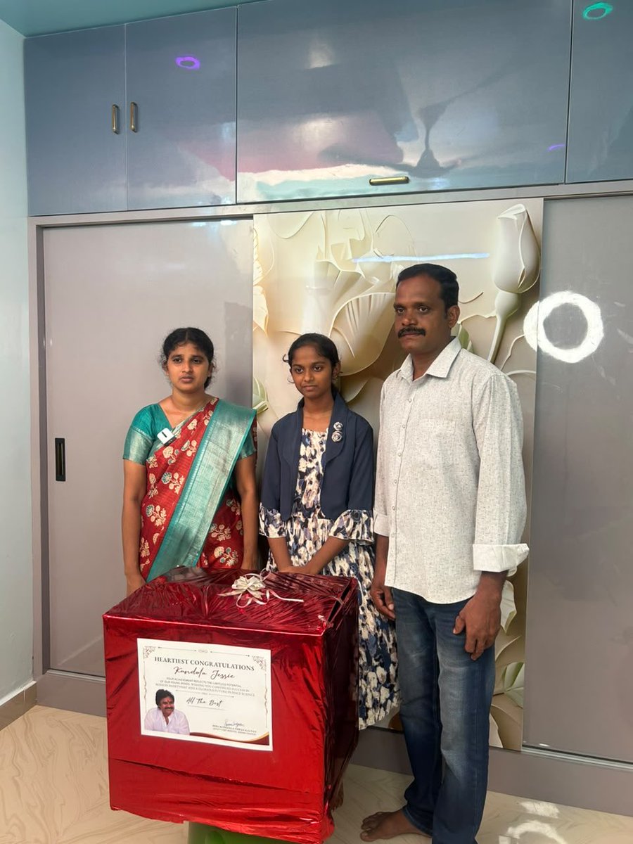 AkasaRamanaa's tweet photo. Leaders can applaud success. Visionary leaders build the journey that follows.

When Kandula Jessie made Andhra Pradesh proud by becoming the only student from Andhra Pradesh selected among India’s Top 20 for Mission ShakthiSAT, Hon’ble Deputy Chief Minister Shri @PawanKalyan Garu celebrated her achievement.

But he didn’t stop there.

Learning that this young daughter of a carpenter was attending her online classes on a mobile phone due to financial constraints, Shri @PawanKalyan Garu directed that she be provided with the support she needed to pursue her dream.

Acting on his instructions, Shri Talatam Satya (@Satyatalatamjsp) Garu, Chairman of the Kakinada Urban Development Authority (KUDA), personally arranged an IdeaPad Slim 3 i7 laptop along with 22 books on space science and ISRO, and presented them to Jessie, ensuring that financial constraints would not stand in the way of her aspirations.

This is what leadership looks like.

Not merely applauding talent after it shines, but removing the obstacles before it can soar. Not offering sympathy, but providing opportunity. Not making promises, but investing in India’s future, one dream at a time.

Great leaders don’t just inspire dreams. They equip them with wings.
(1/2)