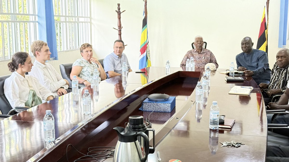 Pius_Achanga's tweet photo. It was an honor, together with our Chancellor, Prof. Edward Rugumayo, to host Prof. Dr. Frederik D’hulster, President of Howest University of Applied Sciences, and Team @MMU_Uganda. We renewed our MoU, and commitment to joint research, innovation, and student and staff exchanges. https://t.co/fTQX2tQSea