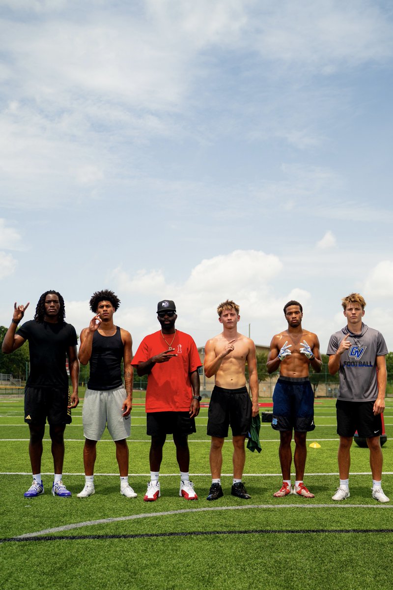JaxonSchad15's tweet photo. 🐺🐺😤
@Shaun_Rut @Tremoore_1 @dallasschad11 @audricwilliams0 @SSPerformanceTX @adr1anwilson https://t.co/DEWSH2Ibd5