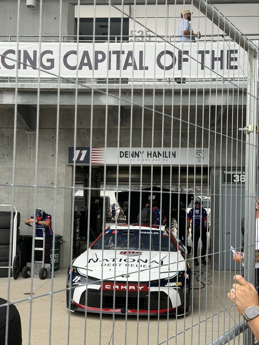 chowdymusch's tweet photo. @dennyhamlin let me IN https://t.co/PDzdKT2jaS