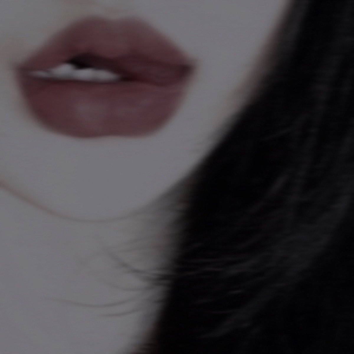 zv2rism's tweet photo. 뽀뽀할래? https://t.co/gmdOGl03UR