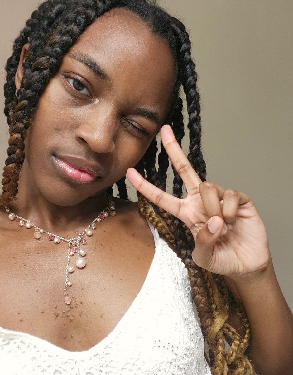 ˖ 𑣲 thea & that || #1 comflex glazer tweet media