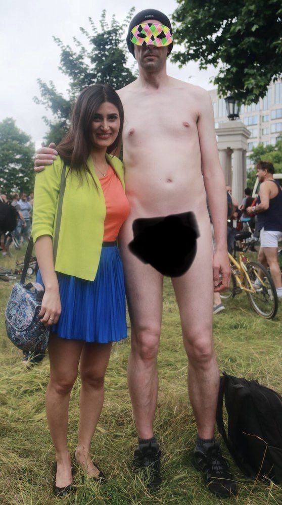 MrInfo5502's tweet photo. @NiohBerg Is this you? With your Mossad Handler ? https://t.co/IbbX9UdPAj