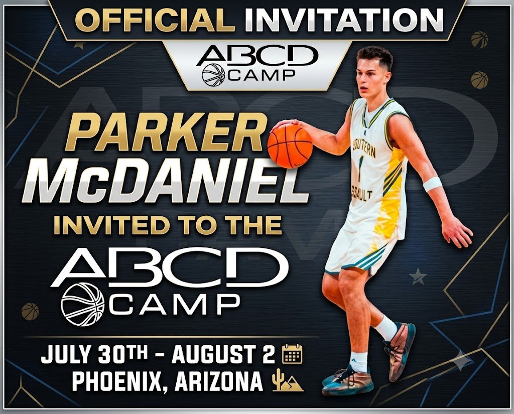 ParkerMcDaniel0's tweet photo. Blessed!

@PaulBiancardi 
@ebosshoops 
@BJenkins247 
@Ani_Umana https://t.co/9w655PfP53