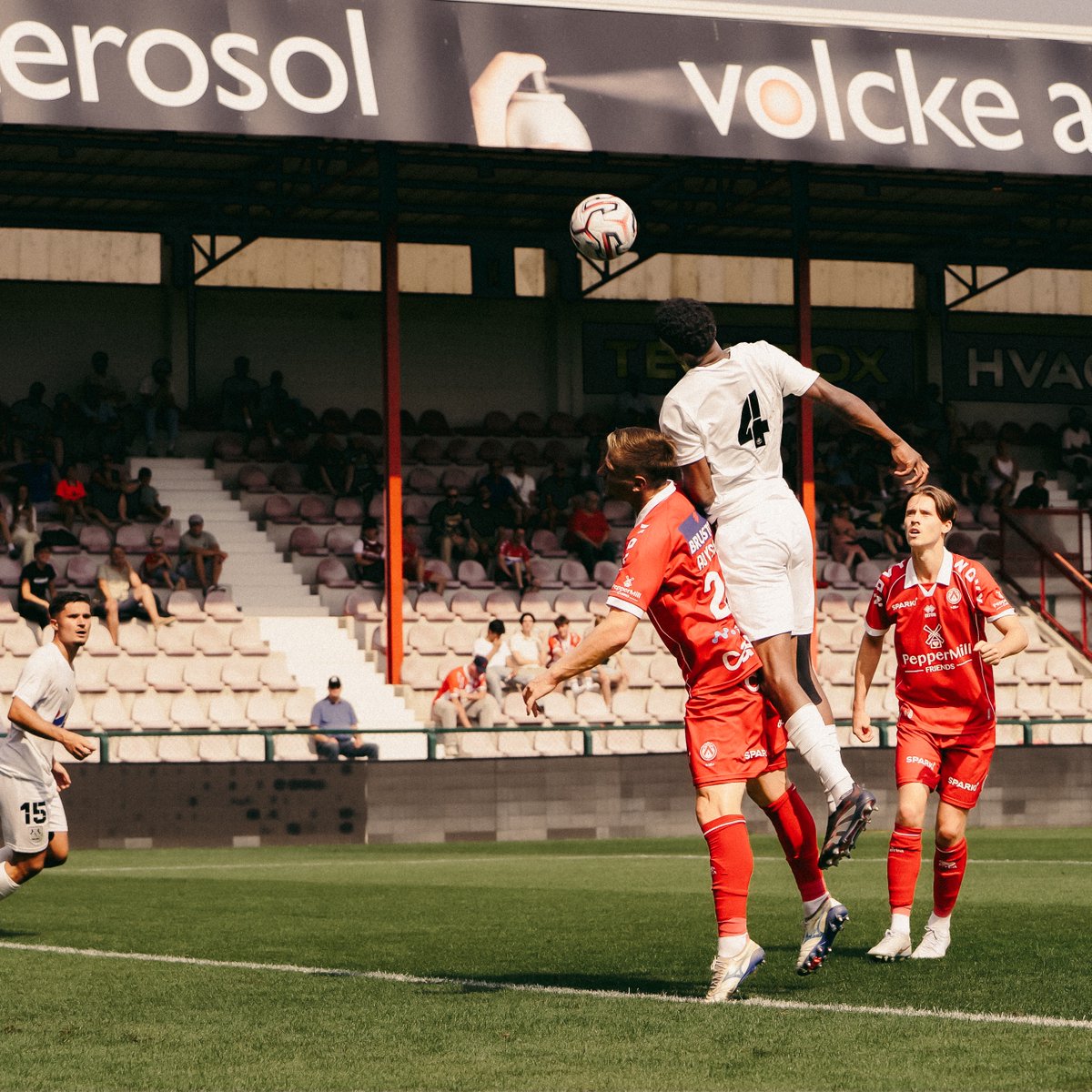 AmiensSC's tweet photo. L’Amiens SC conclut sa semaine de préparation par un match nul, au terme d’une nouvelle prestation aboutie.

La réaction de Keny Mbala après #KVKASC : « Nous avons su rester fidèles à notre jeu. » 

👉🏻 https://t.co/EBIwAkC4s1 https://t.co/yThXaXdGRv