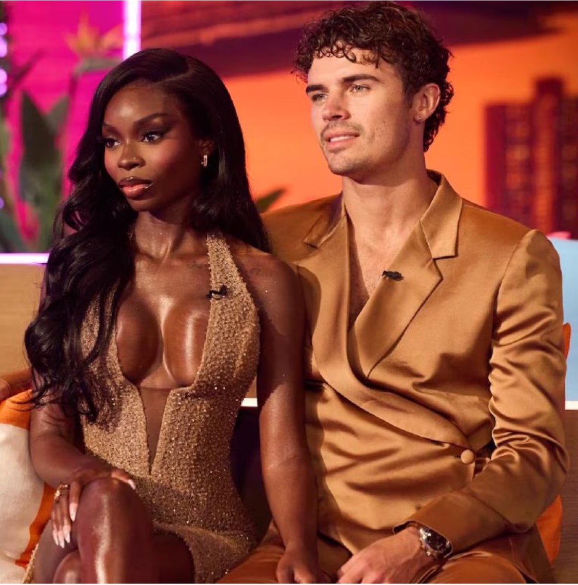 blachanamontana's tweet photo. @people stop spreading ur disgusting lies. My mama n papa are very much still together. Thank ya https://t.co/hltUQsEbK0