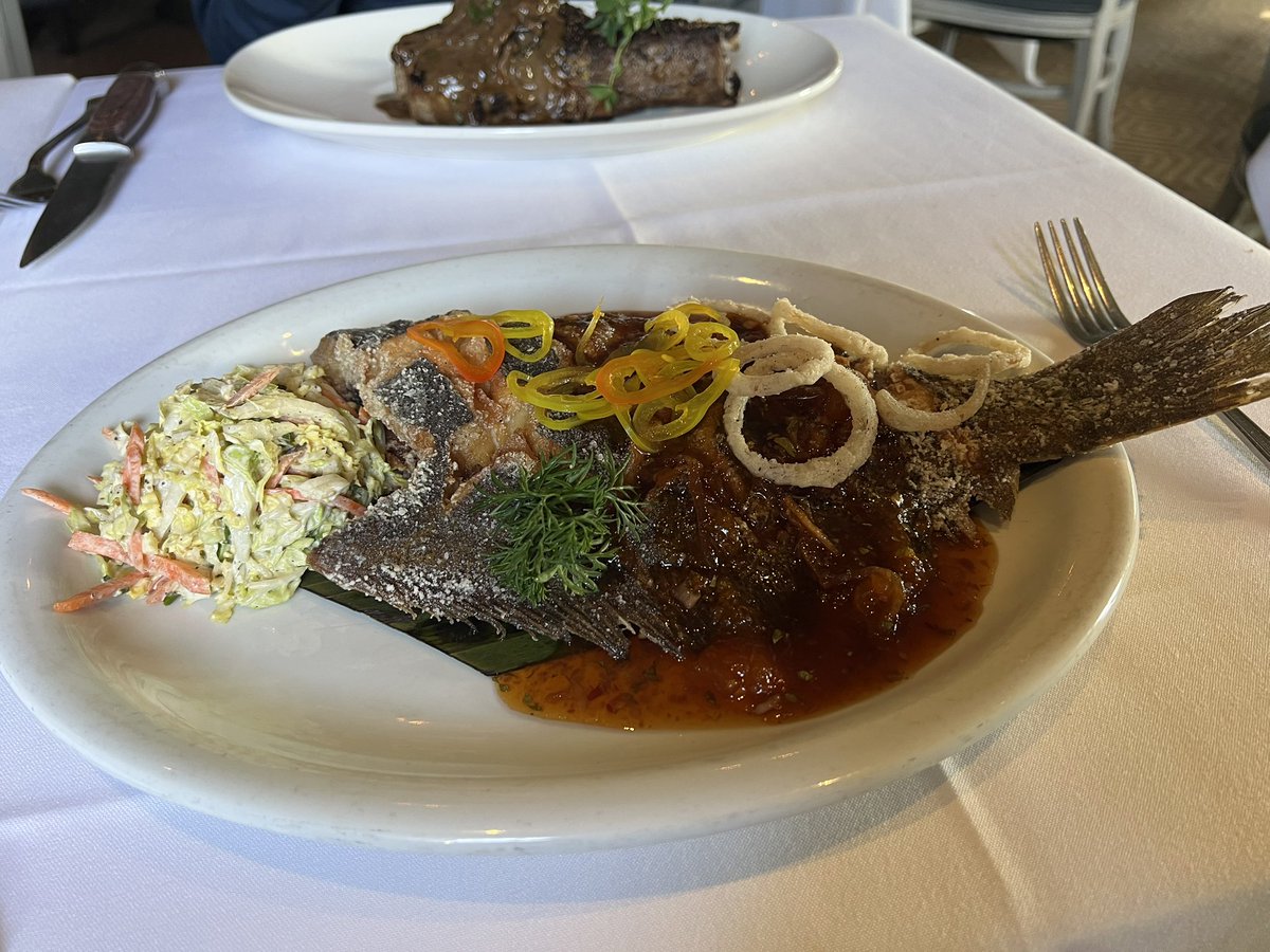 CoastCabCritic's tweet photo. Anson's in Charleston, opened the 2018 Hindsight Howell Mountain #NapaValley the bacon jam on the fried green tomatoes was excellent. Their "Crispy Flounder" was great. #wine #flounder https://t.co/NsOOAl2URb