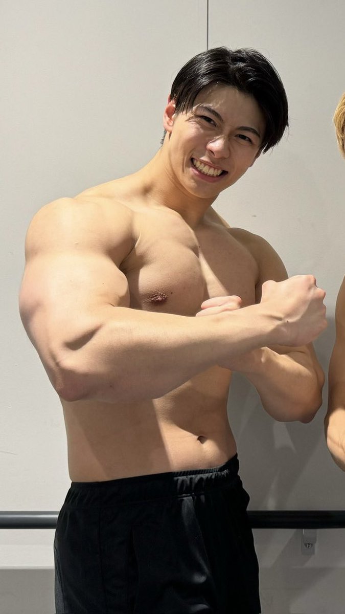 MachoHunters's tweet photo. #筋肉 #マッチョ #muscle https://t.co/GiUrzdxWre
