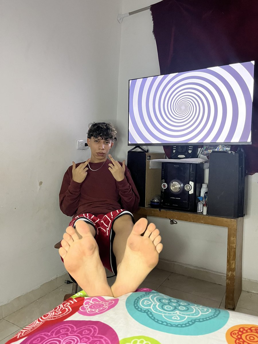 Master_Lions's tweet photo. I’ve come here to make myself powerful against these weak fags 🫵🏼🧎🏻‍♂️‍➡️💸
#findom #paypig #cashslave #draind https://t.co/7CmrkAOfYr