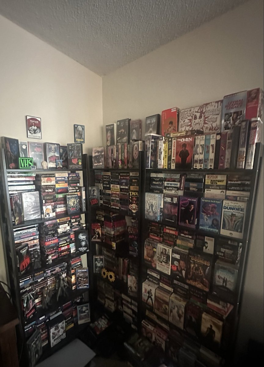 Skyfer74's tweet photo. @alphafox Never hard to find a film when you own them all. https://t.co/boZIDgWODQ