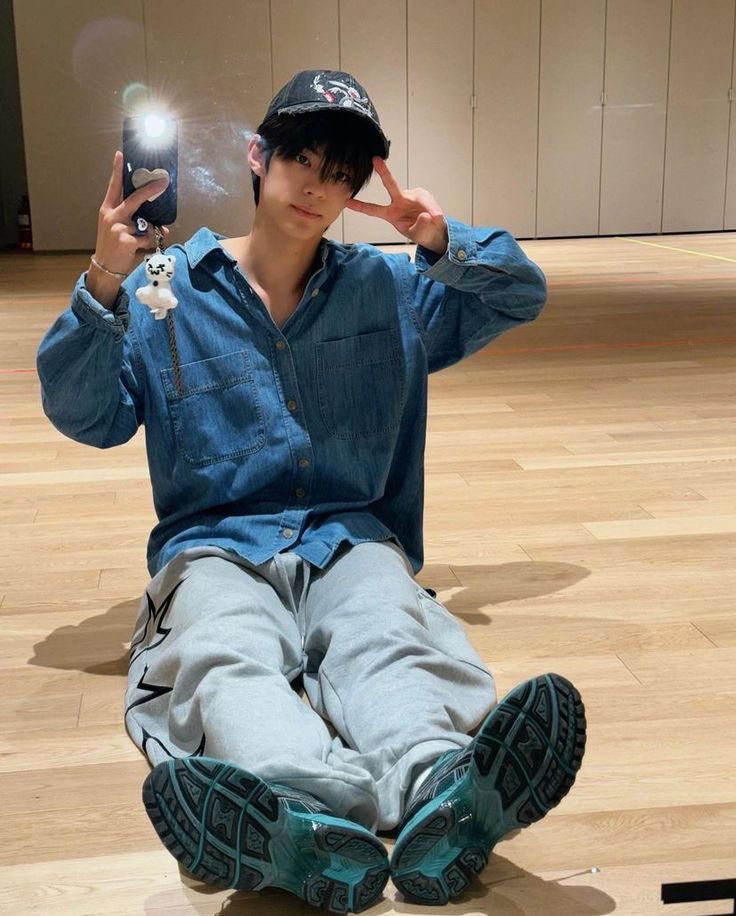 dohshund's tweet photo. @ggabulzzima saving lives ✌️✌️❤️❤️ https://t.co/HMyZ5tQIyn