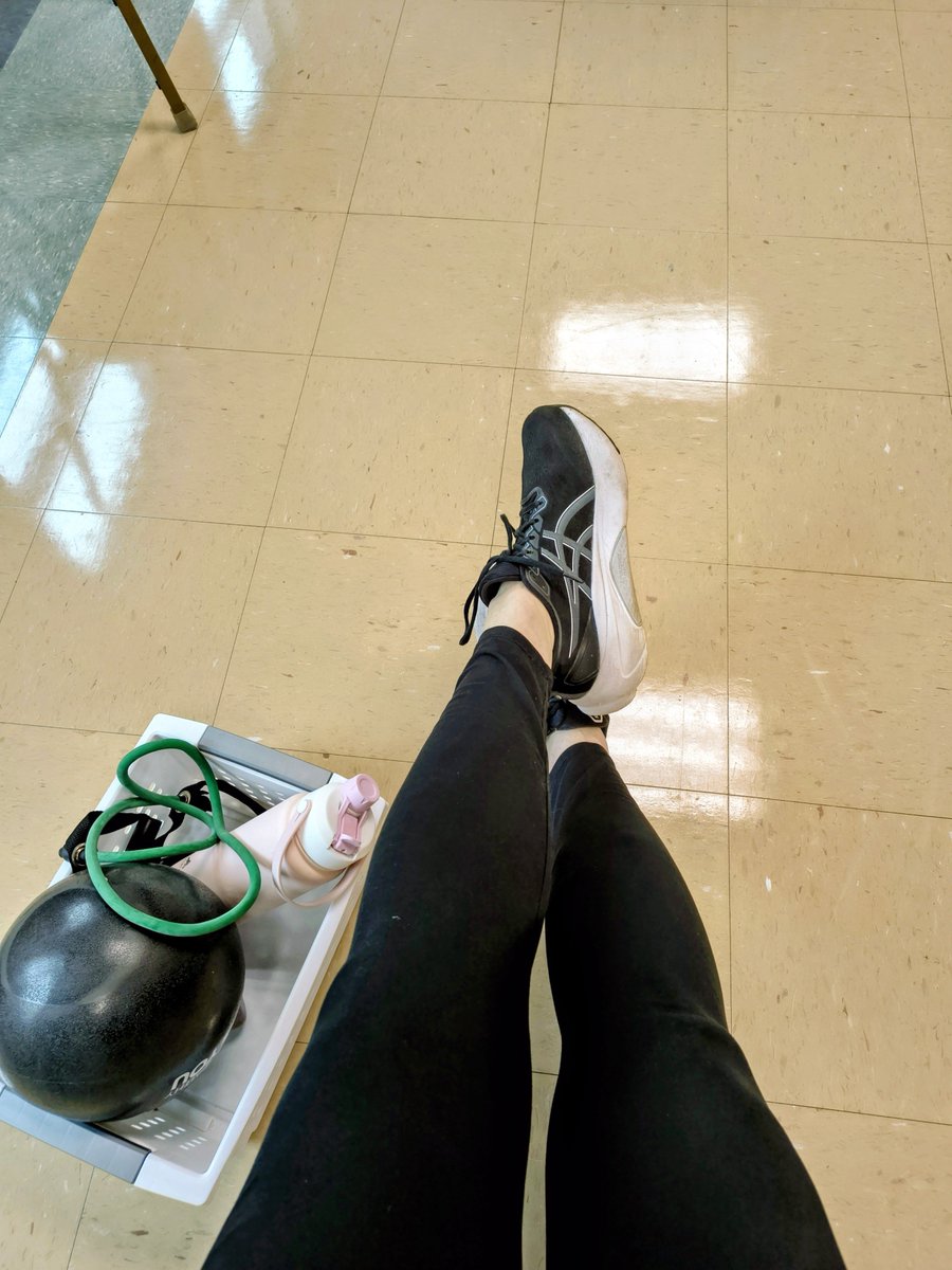 ColleenEckmark's tweet photo. #BellevueYMCA #StrengthClass #SaturdayWorkout Coffee with the gang. So fun! https://t.co/e1CqaS4468