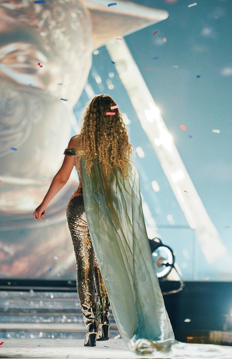 poisonhoneybee_'s tweet photo. 📸 BEYONCÉ IN 4K https://t.co/dE1IFuawVC