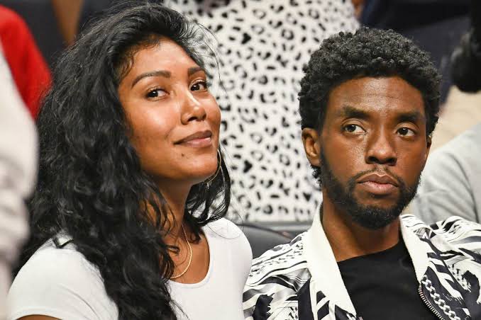 CableLifestyle's tweet photo. Chadwick Boseman’s family in legal battle with his widow over his estate

The brothers of late actor Chadwick Boseman have filed a court petition seeking to compel Taylor Simone Ledward, his widow, to share the estate’s proceeds with them.

Derrick and Kevin Boseman filed the petition on behalf of their parents, asking a Los Angeles court to remove Ledward as administrator of his estate and alleging she is mismanaging his assets and lacks transparency.
https://t.co/PBXKmsRcuW