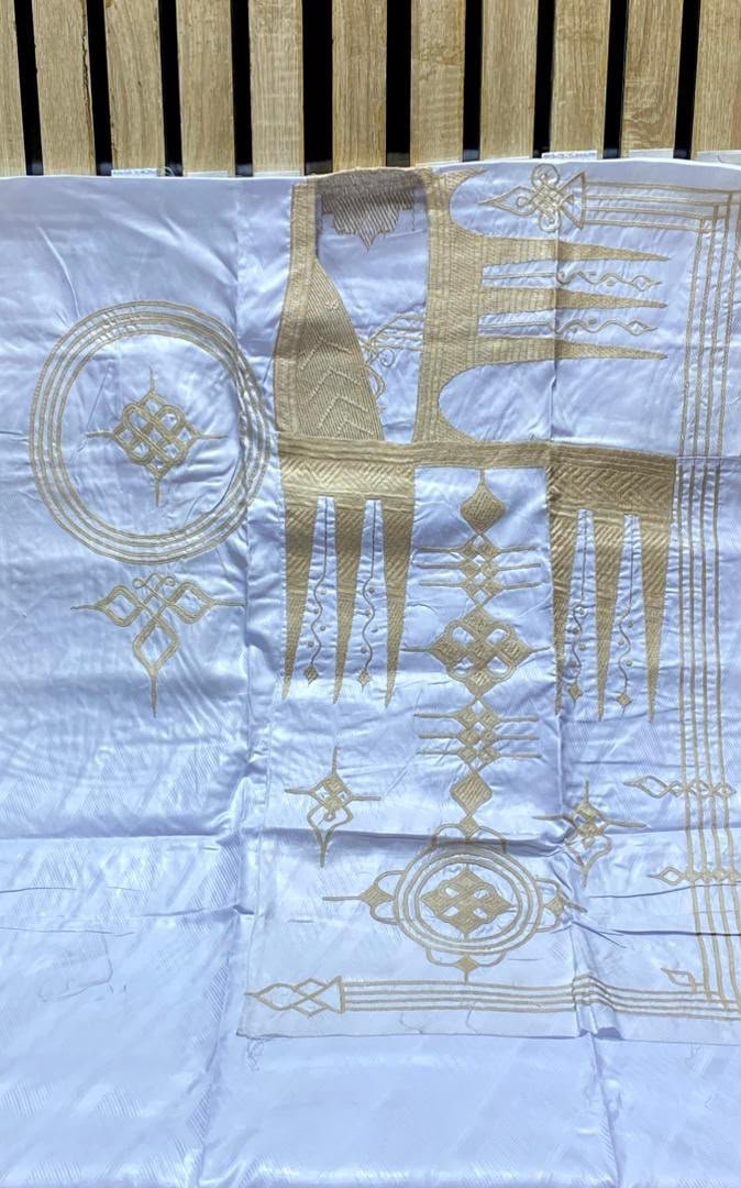gidantextile's tweet photo. Ready To Wear Babban Riga

Price 🔖₦75,000

Kano https://t.co/96ZUKhSeOq