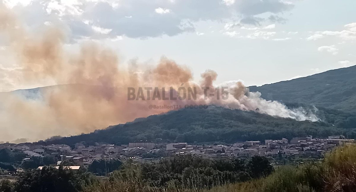 Batallont15's tweet photo. Aspecto que presenta el #IFCuacosDeYuste a las 19:20.
Trabajando medios del #PlanINFOEX y #SEPEICáceres. https://t.co/j5Mp6sQltj