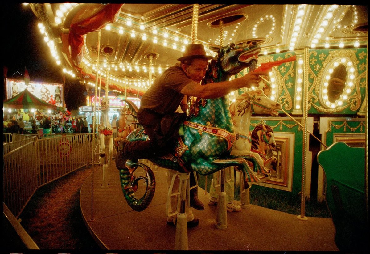 annamo_ana's tweet photo. Tom Waits, Santa Rosa, CA. https://t.co/QeIveYRTd3
