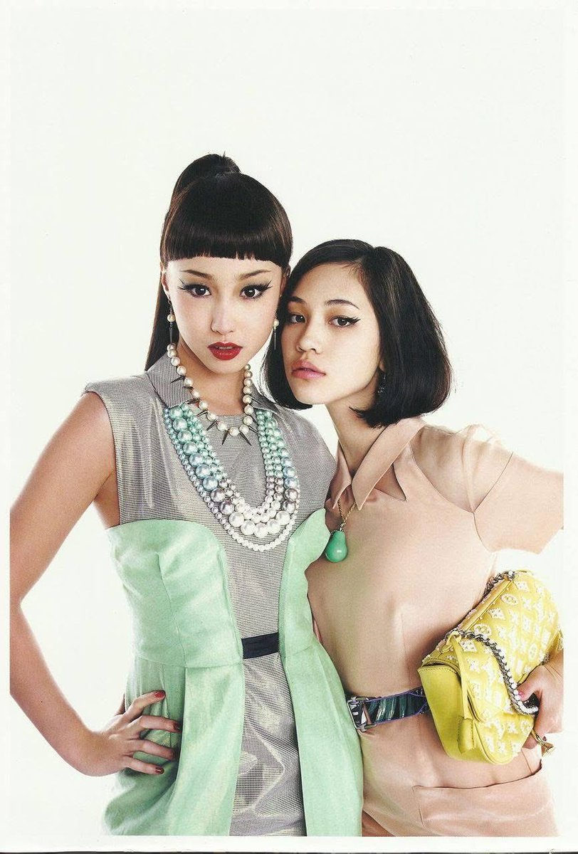 adrian_actual's tweet photo. Erika Sawariji &amp; Kiki Mizuhara 2012 #Teen #Girl #Vogue 🎀 https://t.co/MuOqo0tc9G