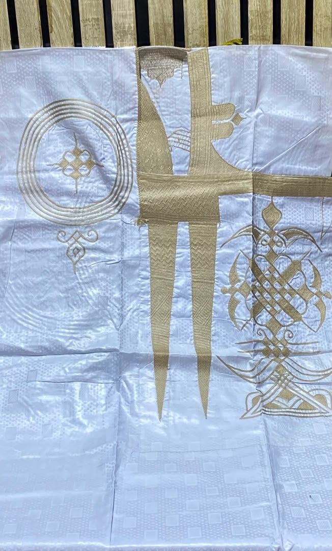 gidantextile's tweet photo. Ready Made Babban Riga

Price 🔖₦75,000

Kano https://t.co/otocefTBj6