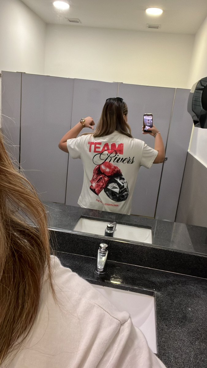 AmyMares_'s tweet photo. @samyriveratv VAMOS CABRONA, CON TODO ALV, VAS A ROMPER MADRES Y A CALLAR HOCICOS🥊💪🏻🫶🏻🐥 https://t.co/McZW72pvhi