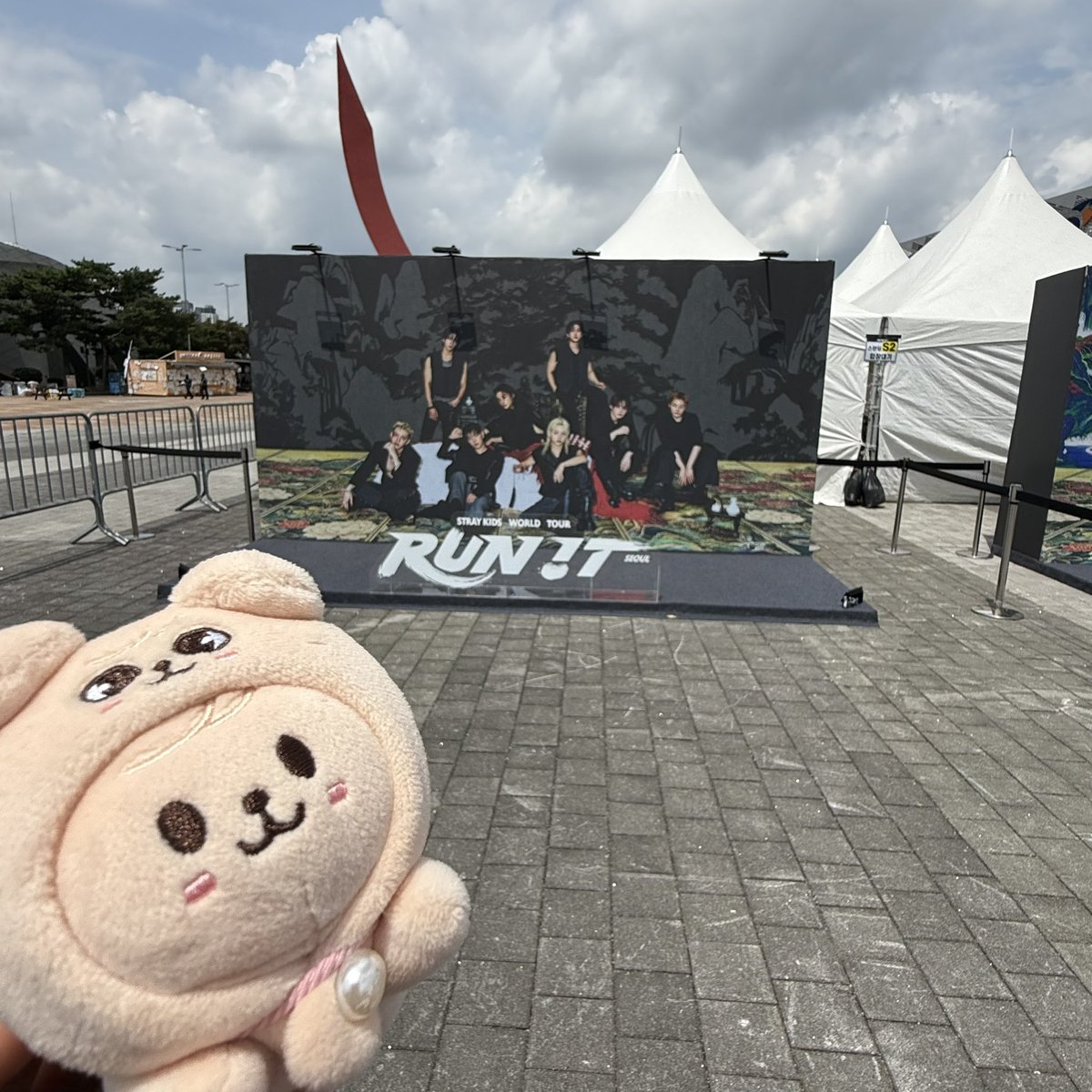 _ksm0922's tweet photo. 初めてのKSPO🇰🇷🏃 https://t.co/COyaXWyrED