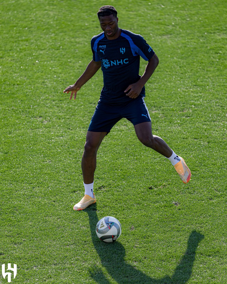 Alhilal_EN's tweet photo. A new day of preparation in Austria ⚽️💙 https://t.co/fwjKAIGVsW