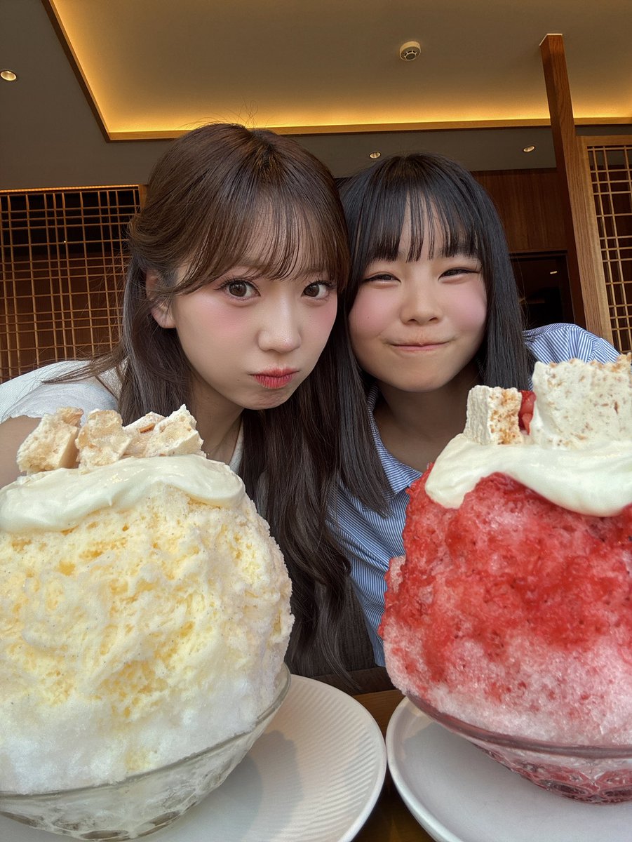HHHHHHinHK's tweet photo. 今日もお疲れ様 #りのりのりー
今週はゆったり過ごせたみたいですね、友達にもたくさん会えて、いっぱい遊べて良かったです、それにしても本当に暑いよね！ランニング🏃🏻‍♀️どころか、まろんたると🐶の散歩だけでも汗だくになりそう、涼しくなってからまた始めれば大丈夫ですよ🍂あと昨日はかき氷の日だったんだよ🍧前の写真を思い出しちゃいました、今年も食べに行きますか？おやすみ