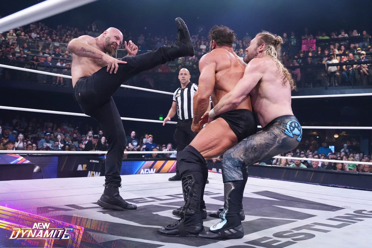 BleedOrBreak's tweet photo. There’s no tension… until there is.

Then all the fake smiles disappear real quick.

@HailToSephiroth reached for my hand. That’s his business. I reached for my championship. That’s mine.

@EssexToElevated stood in the middle trying to keep the peace. Good luck with that, kiddo. https://t.co/FEMh2HX09M