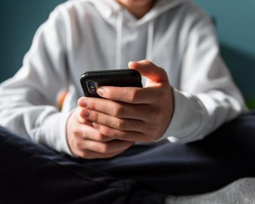 W2WFinance's tweet photo. As AI companions grow more lifelike and more profitable, the bigger question may be what happens when technology starts replacing the human connection it claims to simulate. https://t.co/ah6Js5cfUP https://t.co/WA1Znkc9FQ
