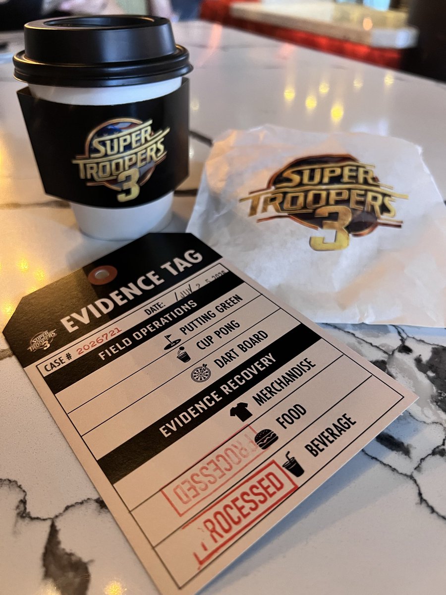 kristycomika's tweet photo. Can’t wait to see this!! Littering and..

@SuperTroopers @brokenlizard @searchlightpics 

#supertroopers3 #sdcc #SDCC2026 https://t.co/T1GNcUtXHH