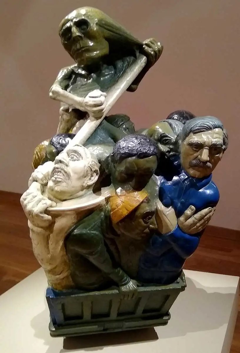 rayovirtual's tweet photo. Murió a los 92 Juan Carlos Distéfano, artista visual y diseñador gráfico.
Expuso en la Bienal de Venecia, fue Jefe de Diseño Gráfico en el Instituto Di Tella a comienzo de los 60.
Innovó en la publicidad gráfica y en la escultura.
Un grande. https://t.co/9SPusTWWwh
