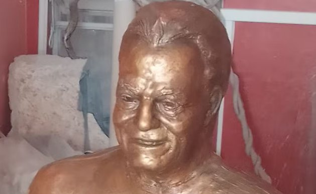 InterDD's tweet photo. o abel já vendo que vai ter que assumir esse clube pela 32° rodada pra evitar o rebaixamento https://t.co/Ng2TtedAys