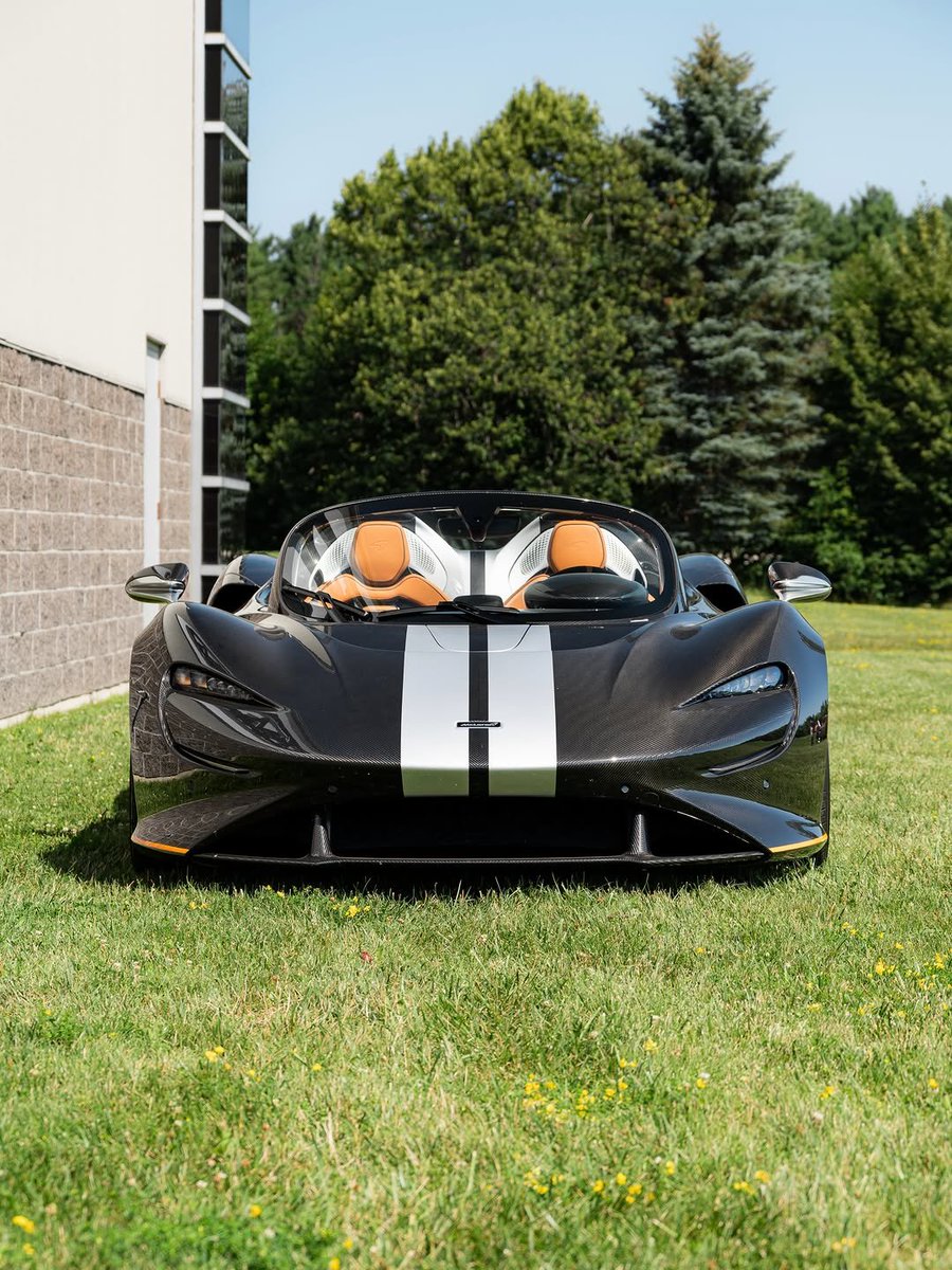 ManZonex's tweet photo. McLaren Elva🖤🤍🤍🖤 https://t.co/rwTOV5iRFm
