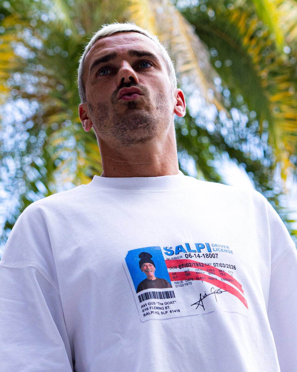 MLSes's tweet photo. ¡Hola Grizzy! 👋🇫🇷

Antoine Griezmann ya está en Orlando listo para su primer partido oficial en casa con @OrlandoCitySC. https://t.co/jdMTseFStA
